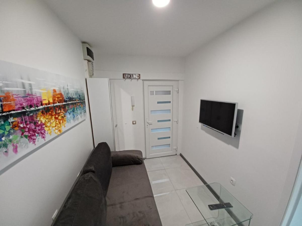 רייקה In The Centar Apartment מראה חיצוני תמונה